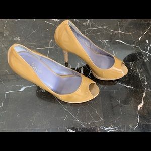Cole Haan Size 10 Nude Heels